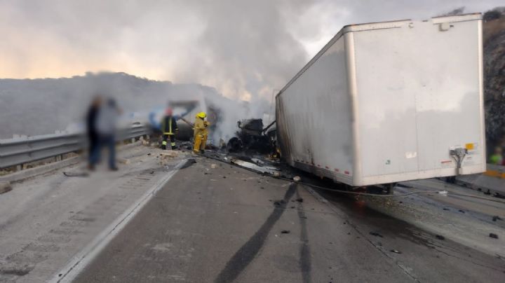 Filototota en la México-Querétaro: Capufe reporta 20 kilómetros de autos tras accidente
