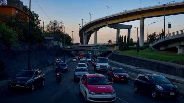 'A vuelta de rueda': reportan fila de 11 km de autos en México-Cuernavaca por accidentes viales