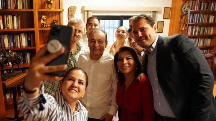 'Selfie del Bienestar'; presume gabinete foto con Durazo en reunión de seguimiento