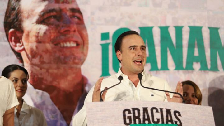 Elecciones 2023: Manolo Jiménez recibe constancia como gobernador electo