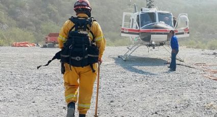 Ola de calor en NL: combaten incendio forestal en La Huasteca