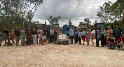 Colocan primera piedra de Selva Escondida ll