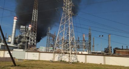 Efecto lupa y altas temperaturas provocan incendio en corredor industrial de Altamira