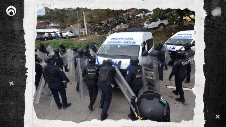 Caos en Chilpancingo: Bloquean Autopista del Sol, retienen a federales y tiran la puerta del Palacio de Gobierno