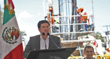 Samuel García supervisa el comienzo del colado de columnas de la Línea 6 del Metro