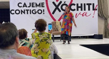 Xóchitl Gálvez presume en Sonora ‘espectacular de cartón’ con un costo de 5 pesitos