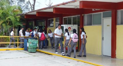 ¡No más 'Peso Pluma'! Respaldan iniciativa para prohibir corridos 'tumbados' en escuelas