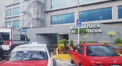 Falla en elevador del ISSSTE deja atrapados a dos adultos mayores en Veracruz