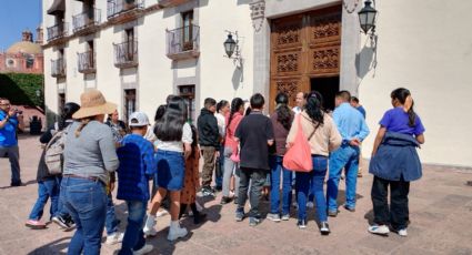 Rechazan libros en Querétaro: ¡100 amparos! Interponen padres de familia en contra del contenido