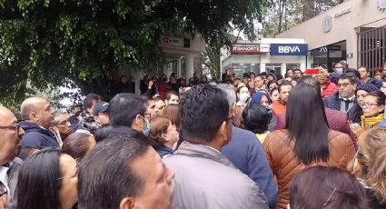 Denuncia y plantón funcionan en Veracruz: trabajadores de la salud reciben aguinaldo y bono de Reyes