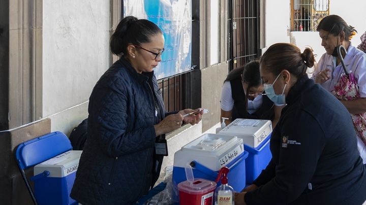 Confirman 3 muertes por influenza en Querétaro; vacunación se mantiene