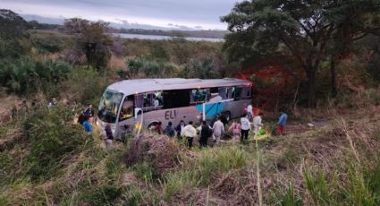 Accidente de autobús deja con severa crisis nerviosa a empleados de Central Nuclear