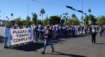 Sindicato de la UNISON toman principales arterias de Hermosillo por plazas vacantes