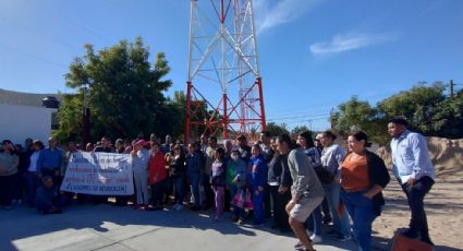 Padres de familia rechazan instalación de antena de CFE al interior de escuela en La Paz