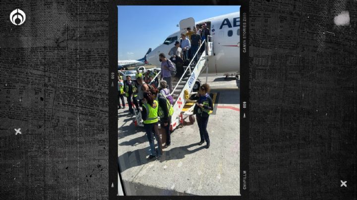 AICM: pasajero abre puerta de emergencia de un avión, sube al ala... y lo detienen