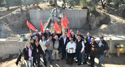 Supervisa Toño Astiazarán avances en puente peatonal de la colonia La Antorcha