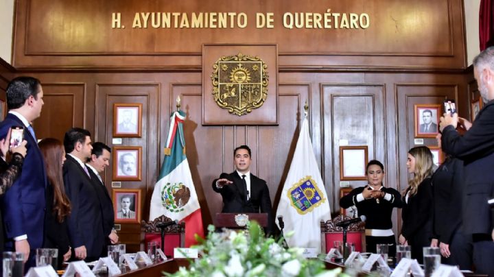 Felipe Macías rinde protesta como nuevo alcalde de Querétaro