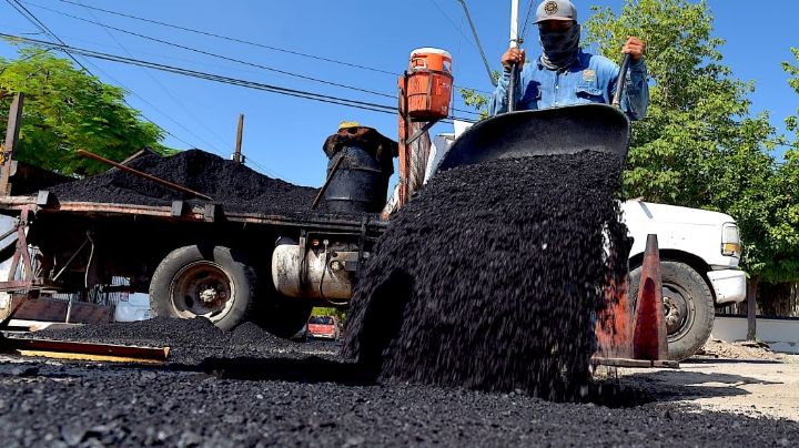 Con el programa Viernes en Tu Colonia se repararon baches en calles de la colonia Nueva España