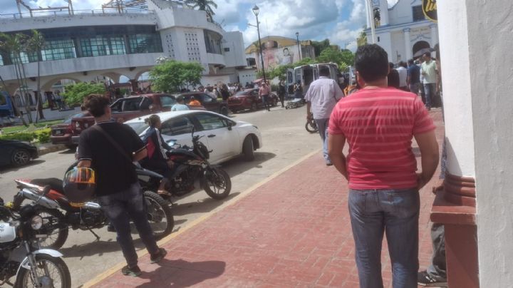 Hija de excomandante municipal presencia asesinato de su padre dentro de su auto en Veracruz