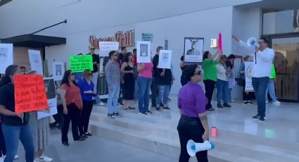 Empleados del PJF protestan en Sonora frente a autoridades norteamericanas