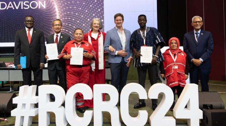 Honran a la coordinadora de Cruz Roja en Nogales con reconocimiento en Ginebra, Suiza