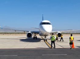 Aeropuerto de La Paz reanuda vuelos desde Los Ángeles tras largos 10 años de espera