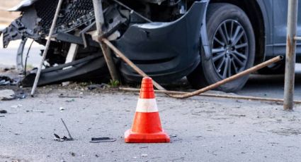 Instalan autos chocados en cruces peligroso en Tampico para frenar la imprudencia vial