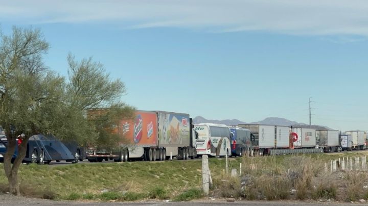 (VIDEO) Transportistas de Sonora se unen a paro nacional; bloquean caseta norte de Hermosillo