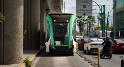 (FOTOS) Captan nuevo tren eléctrico en Nuevo León; arrancan fase de prueba