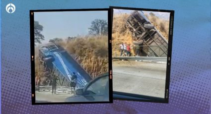 (VIDEO) Vuelca autobús: accidente en la México-Puebla deja al menos 4 fallecidos