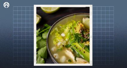 Esta es la forma correcta y más deliciosa de preparar el pozole verde con pollo, según Profeco