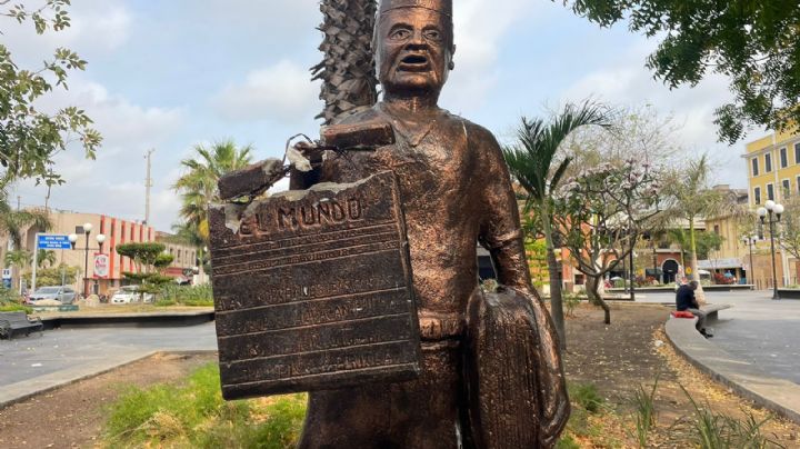 Por vandalismo piden reubicar famoso monumento 'El Voceador' en Tampico