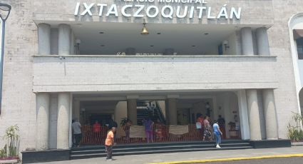 Se manifiestan por falta de agua en Ixtaczoquitlán; afirman existencia de tomas clandestinas