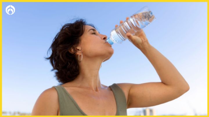 El trucazo para beber más agua y mantenerte saludable en la temporada de calorón