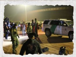 Tres mujeres sudamericanas caen del muro fronterizo en Tijuana al intentar escalarlo