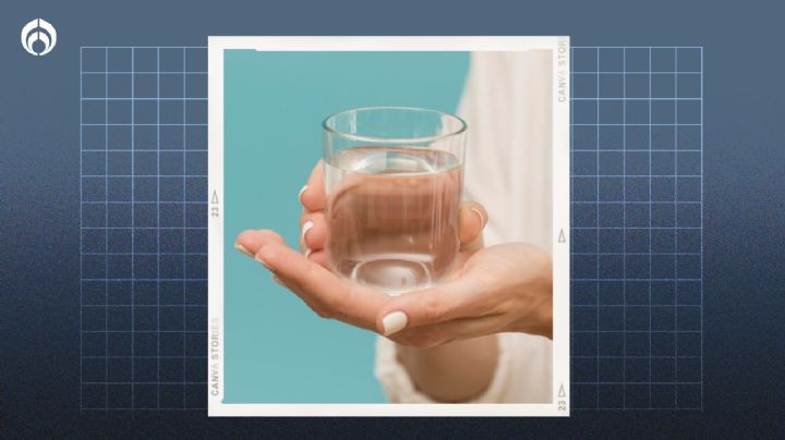 ¿Es mejor tomar agua en un vaso de vidrio, de cerámica o de plástico?