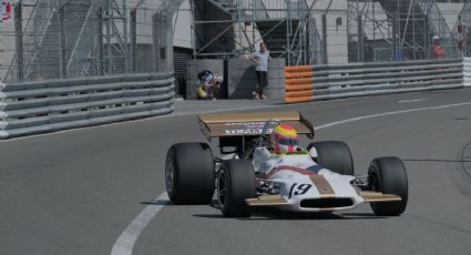 Concluye homenaje de Adrián Fernández a Pedro Rodríguez en el Gran Premio Histórico de Mónaco