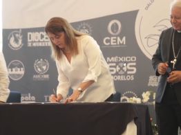Elecciones en Morelos: candidatas a la gubernatura firman 'Pacto por la Paz'