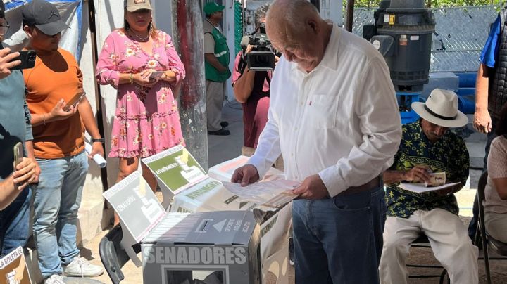 Elecciones en BCS: Gobernador vota y confía en la democracia; los fraudes se han terminado, dice