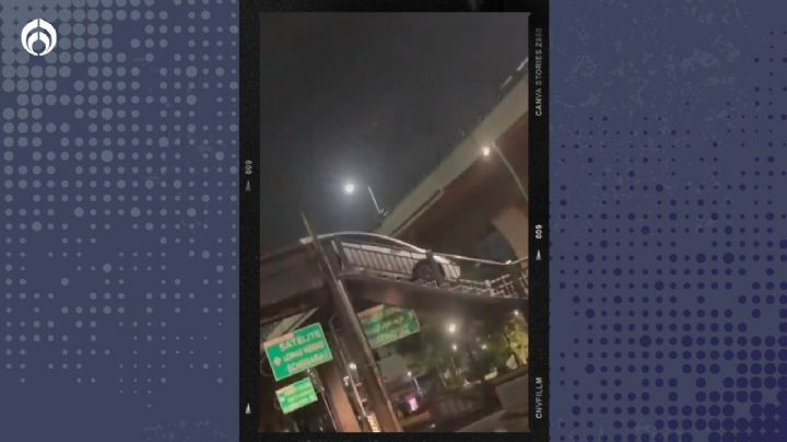 VIDEO: automovilista intenta cruzar Periférico... ¡por escaleras de puente peatonal en Naucalpan!