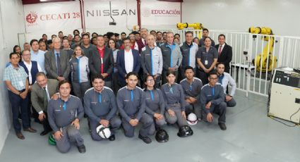 Nissan Mexicana fortalece la educación con donación de robots al CECATI