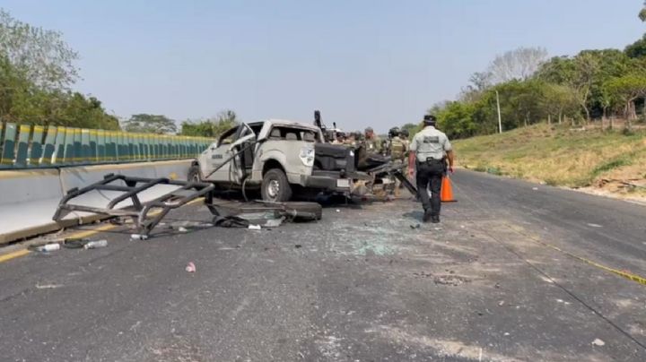Marinos se accidentan en autopista de Veracruz: patrulla tuvo falla mecánica y volcó