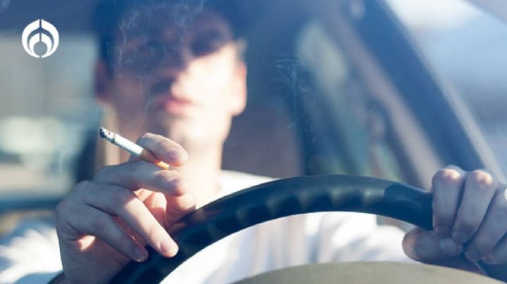 El truco definitivo para eliminar el olor a cigarro de tu auto