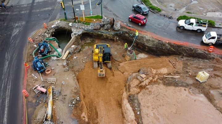 Trabajan día y noche reparando socavón en Tlajomulco: este día prometen liberar la avenida