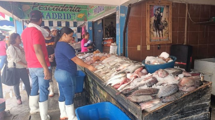 El mercado 'La Puntilla' se hunde con una caída del 80% en ventas