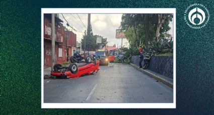 (VIDEO) Volcadura en Río Churubusco: auto sale proyectado; hay un muerto y dos heridos