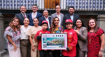 Develan billete de la Lotería Nacional por los 50 años de Quintana Roo