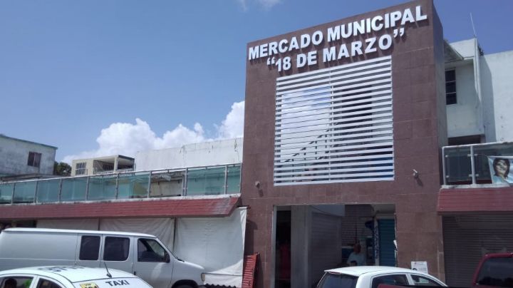 Mujer 'chantajea' a comerciantes con engaños en mercado de Ciudad Madero