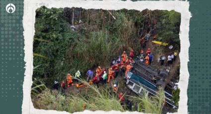 Autobús sin frenos cae de un puente; hay 40 muertos en Guatemala