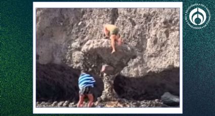 (VIDEO) Captan a turistas trepando famosa escultura natural de millones de años en La Paz